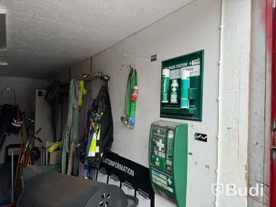 Container 20 fot inklusive innehåll