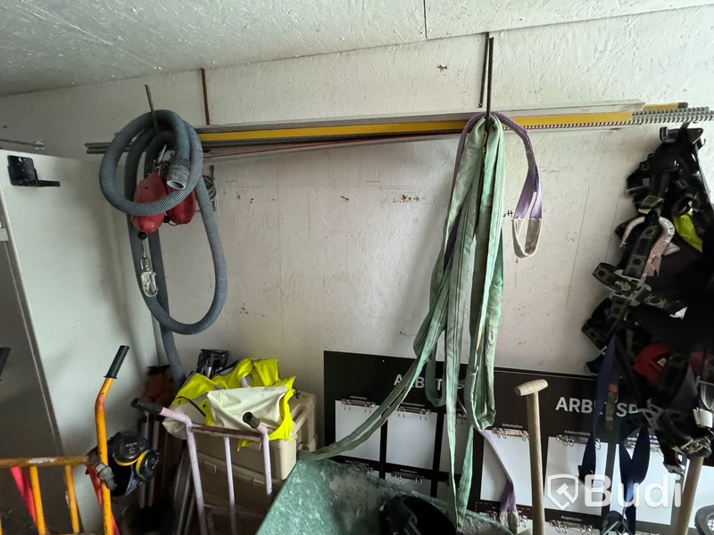 Container 20 fot inklusive innehåll