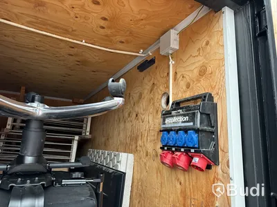 Container, 10 fot inklusive innehåll