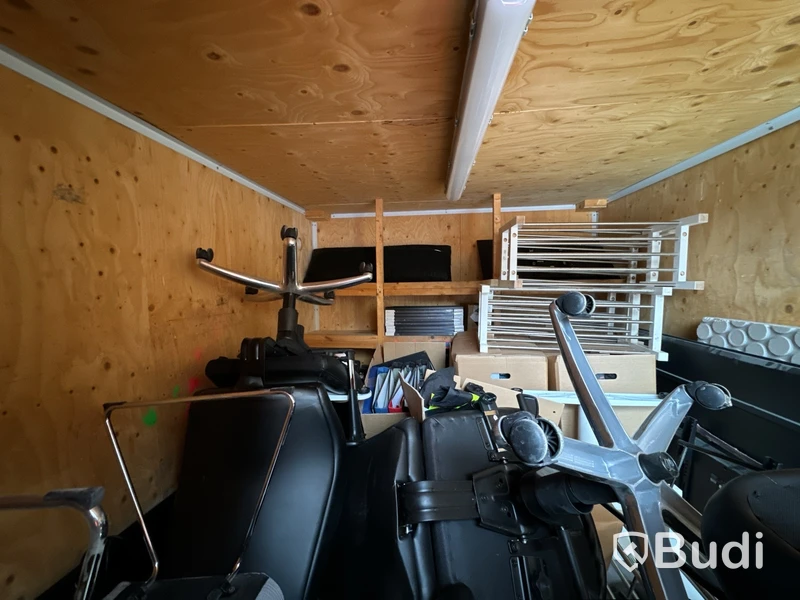 Container, 10 fot inklusive innehåll
