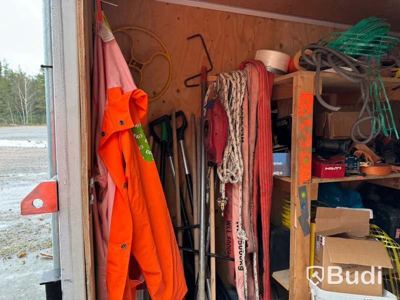 Container, 10 fot inklusive innehåll