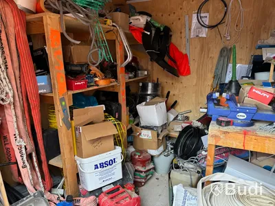 Container, 10 fot inklusive innehåll
