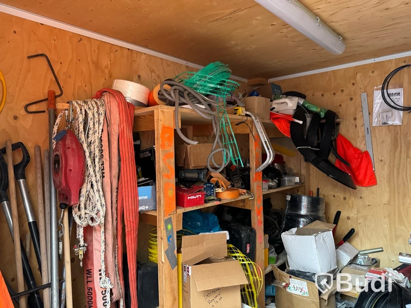 Container, 10 fot inklusive innehåll