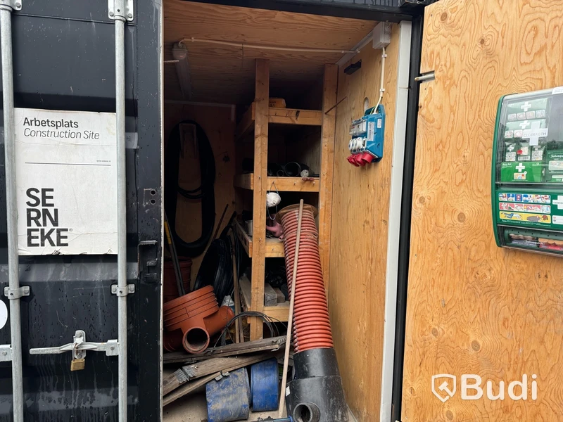 Container, 10 fot inklusive innehåll