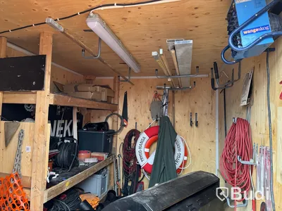 Container, 10 fot med innehåll