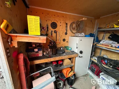 Container, 10 fot inklusive innehåll