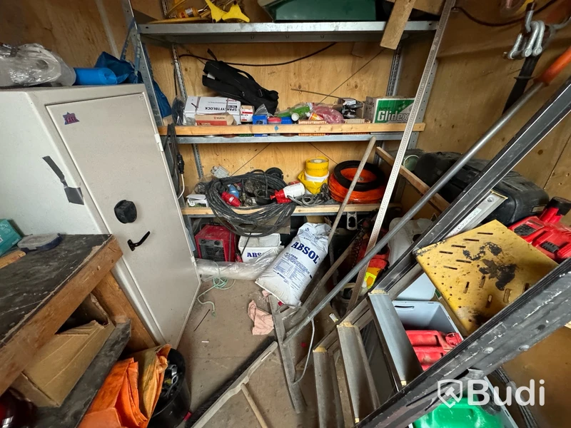 Container, 10 fot inklusive innehåll