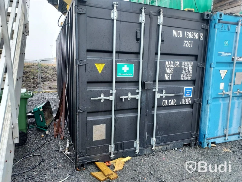 Container 20" isolerad, elcentral, värmefläkt inkl innehåll