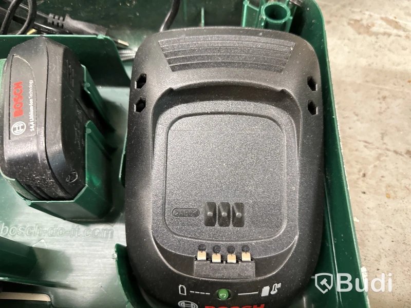 Bosch PSR 14,4 LI Slagskruvdragare med batterier och laddare