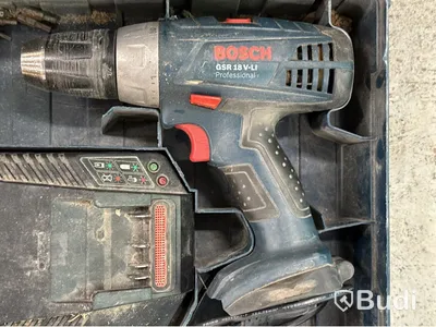 Borrmaskin Bosch GSR 18-V-LI Professional med batterier och laddare