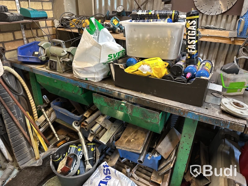 Arbetsbänk med bänkslip