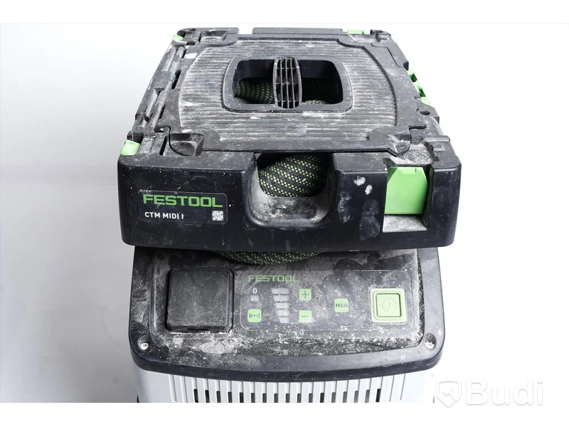 Festool parti med Dammsugare, CT-stoftavskiljare och Rengöringsset Universal. Nypris ca 15136 kr.