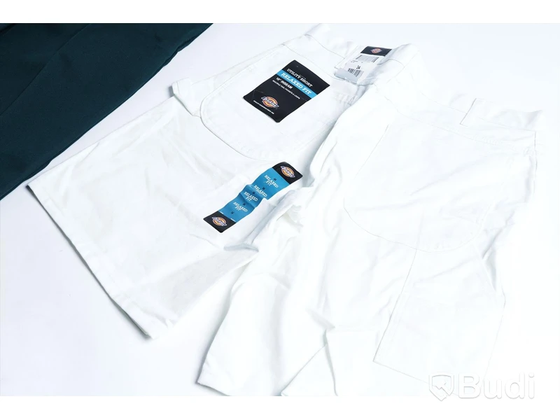 Dickies, Arbetsbyxa & shorts - 874 Original Fit strl (gröna) W34/L30 & utility shorts (vita) W34. Nypris 1060 kr