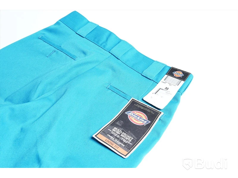 Dickies, 2 st Arbetsshorts - Multi Pocket 13″ - strl W30 . Nypris 1298 kr