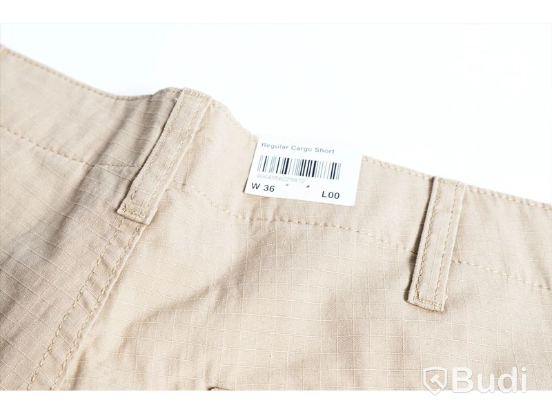 Deus/Carhartt, 2 st shorts - Cargo strl W36 - Deus strl XL. Nypris 2349 kr