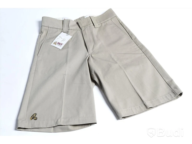 Pace/Edwin, 3-pack - Pace Shorts Khaki - strl W28 & W29, Edwin Malibu surfshorts - strl S. Nypris 1897 kr