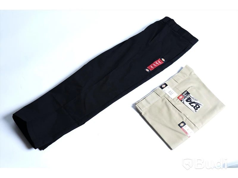 Dickies, 2 st Arbetsbyxor - 874 Original Fit - strl (svarta) W46/L32 & (beige) W44/L34. Nypris 1498 kr