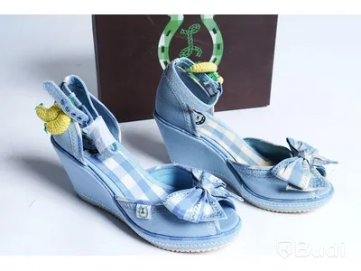 Sandaletter - Miss L-Fire, Moniterrey Cobalt  - stl 39. Nypris 979 kr. OBS! Vänstersko har varit utställnings-/provsko och har lite färgdefekt.