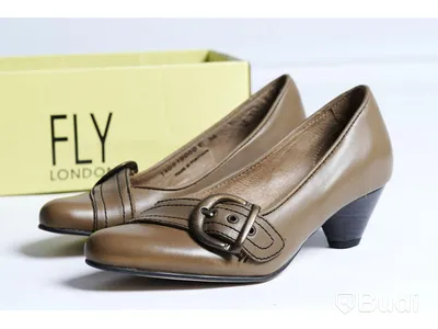 Sandaletter - Fly London, quant olive - stl 36. Nypris 999 kr