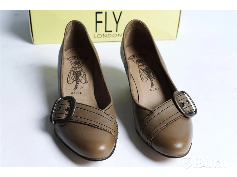 Sandaletter - Fly London, quant olive - stl 36. Nypris 999 kr