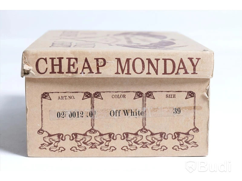 Sneakers - Cheap Monday (Off White) - stl 39.