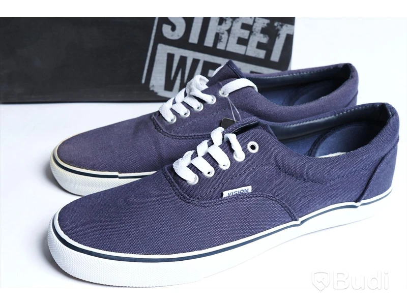 Sneakers - Vision (navy) - stl 46. OBS! Högersko har defekt färg/sula slitage