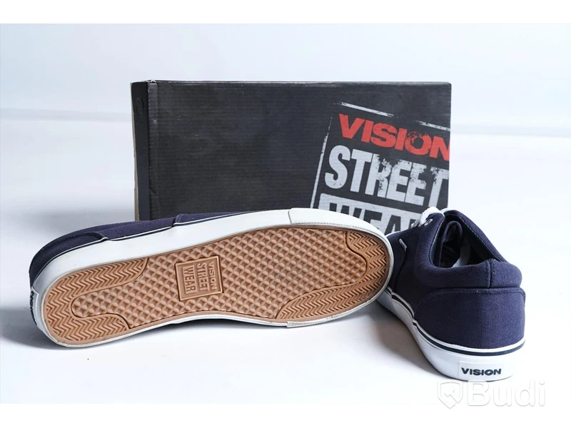 Sneakers - Vision (navy) - stl 46. OBS! Högersko har defekt färg/sula slitage
