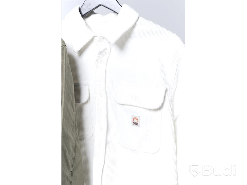 Skjorta 2st, strl L - Deus Ex Machina. Nypris 2 998kr.