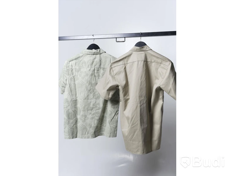 Skjorta 2st, strl S - Dickes & TSPTR Dry Goods. Nypris 2 344kr.