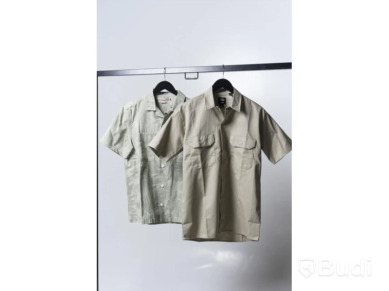 Skjorta 2st, strl S - Dickes & TSPTR Dry Goods. Nypris 2 344kr.