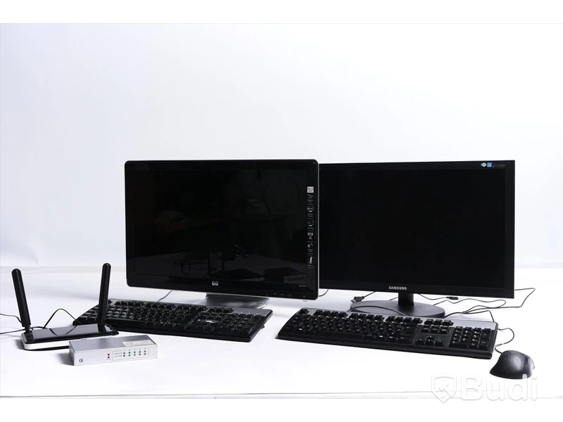 Kontorskit - 2 st Datorskärmar (HP & Samsung), Tangentbord, Router mm.