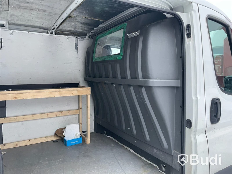 Skåpbil Peugeot Boxer Van 335 2.2 HDi - 2014