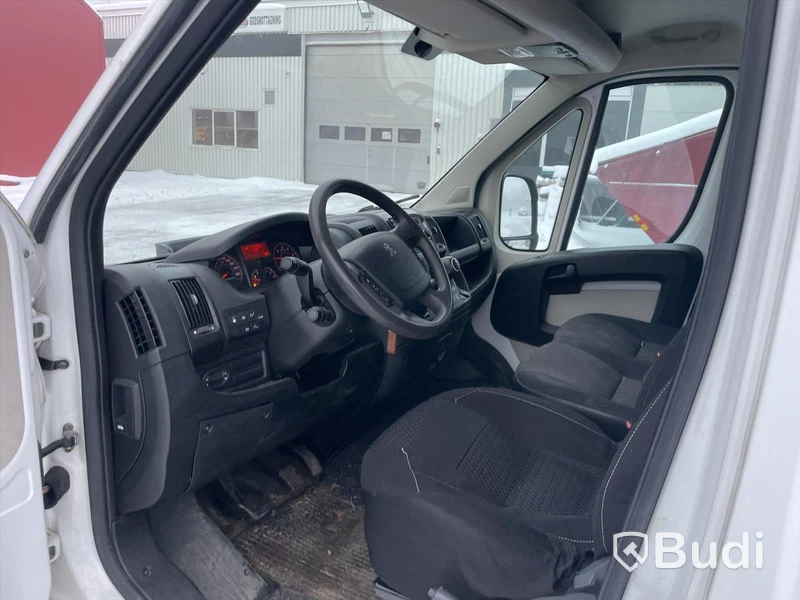 Skåpbil Peugeot Boxer Van 335 2.2 HDi - 2014