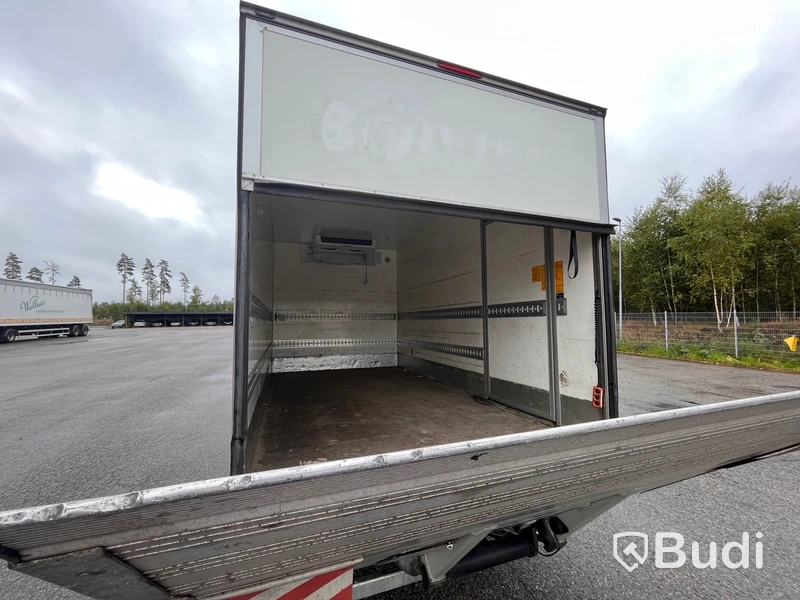 Lastbil IVECO DAILY -2016 med kyla