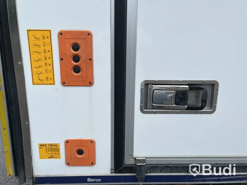 Lastbil IVECO DAILY -2016 med kyla