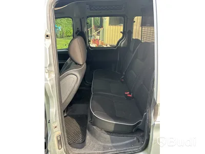 Peugeot Partner Kombi | 23525 mil | 2007