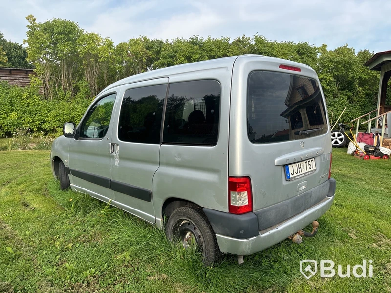 Peugeot Partner Kombi | 23525 mil | 2007