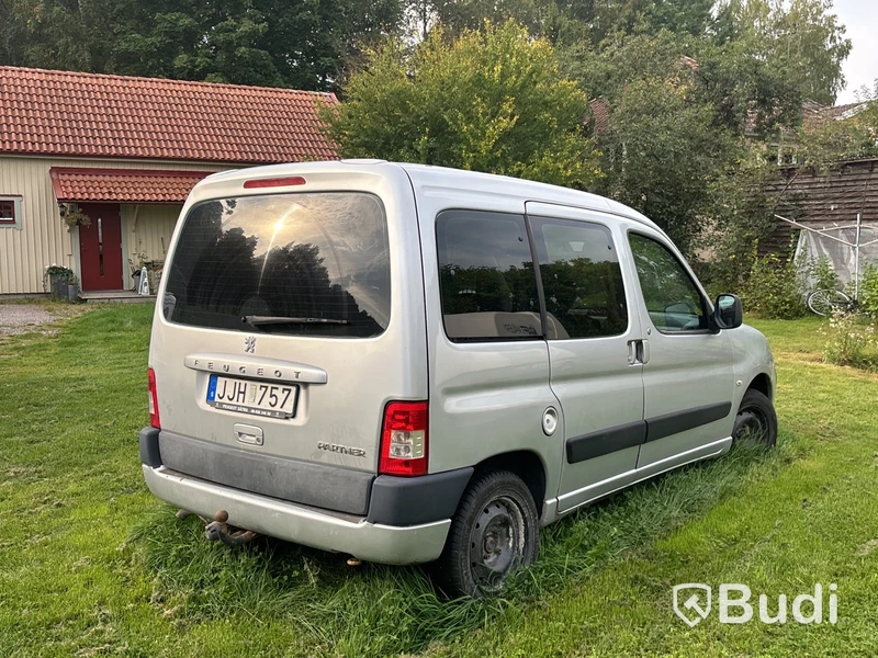 Peugeot Partner Kombi | 23525 mil | 2007