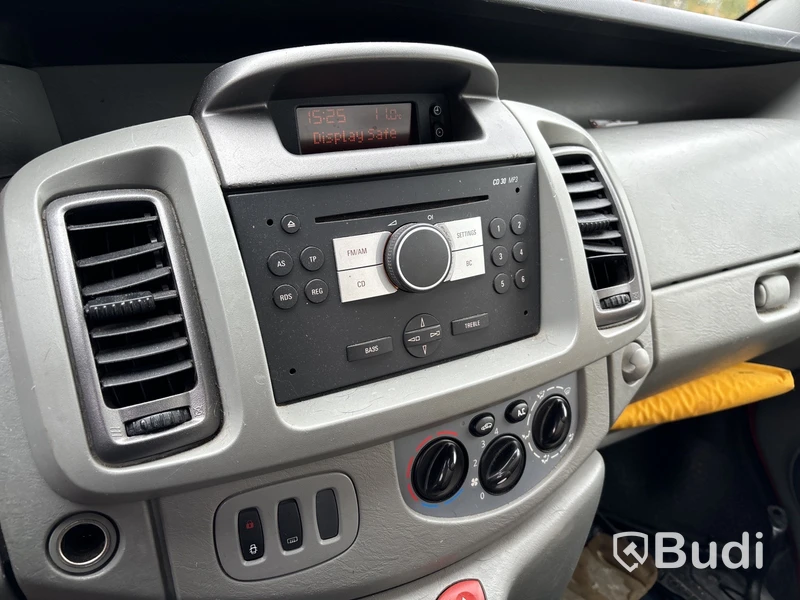Opel Vivaro 2.0 CDTI (90hk) -2008 (rep-objekt)