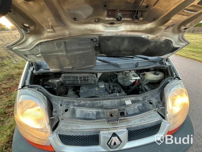 Renault Trafic 1.9 dCi Skåp (100hk), -2005 (rep-objekt)