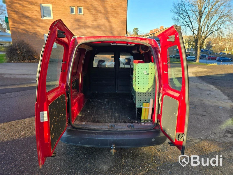 PÅSTÄLLD Volkswagen Caddy Maxi 1.6 TDI | 2011 | 15 586 mil