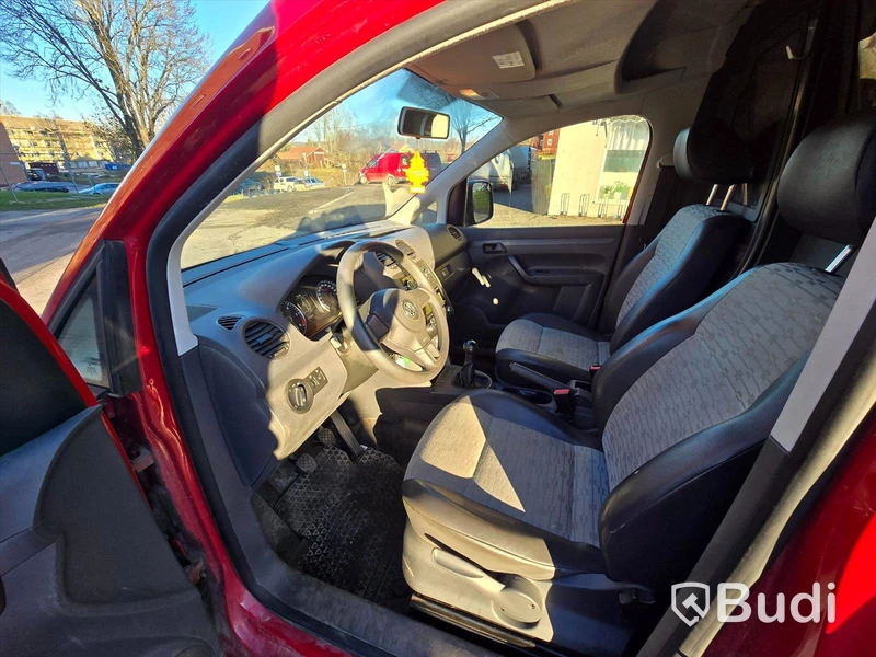PÅSTÄLLD Volkswagen Caddy Maxi 1.6 TDI | 2011 | 15 586 mil