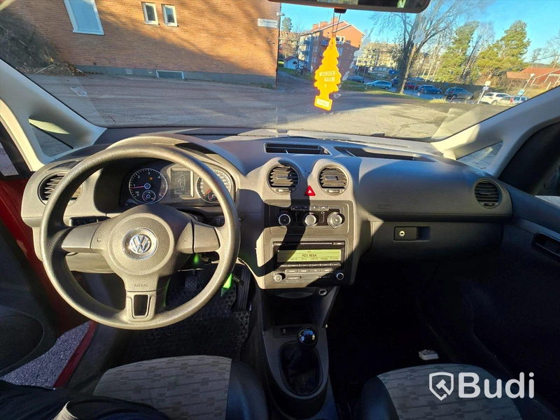 PÅSTÄLLD Volkswagen Caddy Maxi 1.6 TDI | 2011 | 15 586 mil