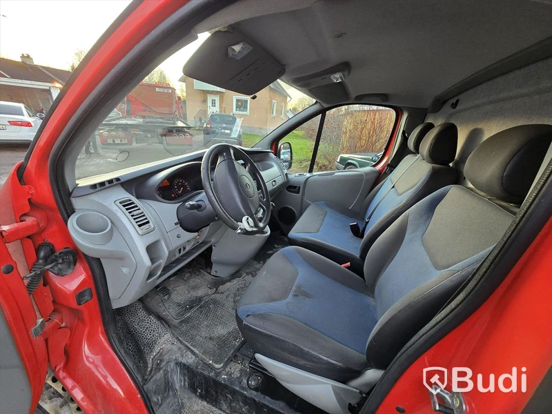 AVSTÄLLD Renault Trafic Van 2.0 DCi | 2014 | 16672 mil