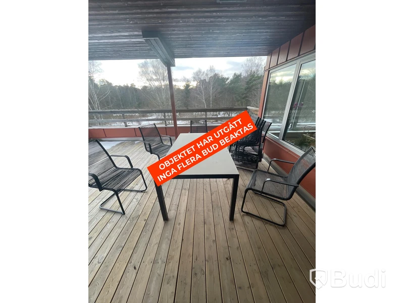 Utemöbler 10 st stolar och bord