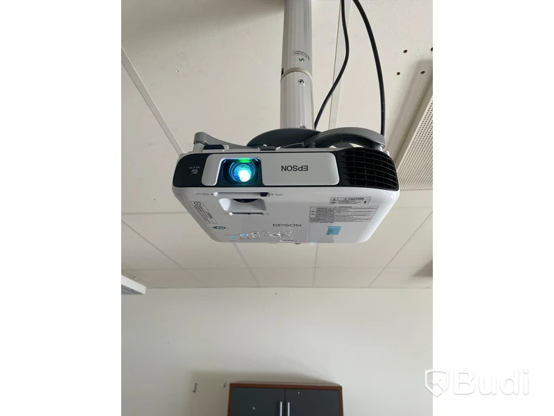 Projektor EPSON EB-W42