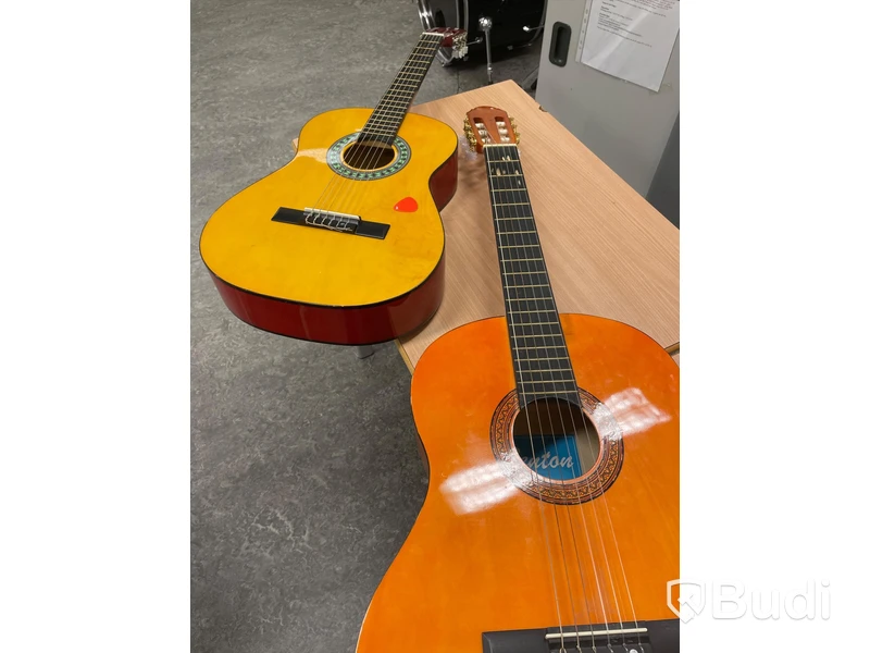 12st Gitarrer i blandat skick