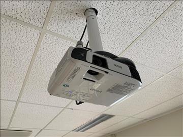 Projektor Epson EB-W42