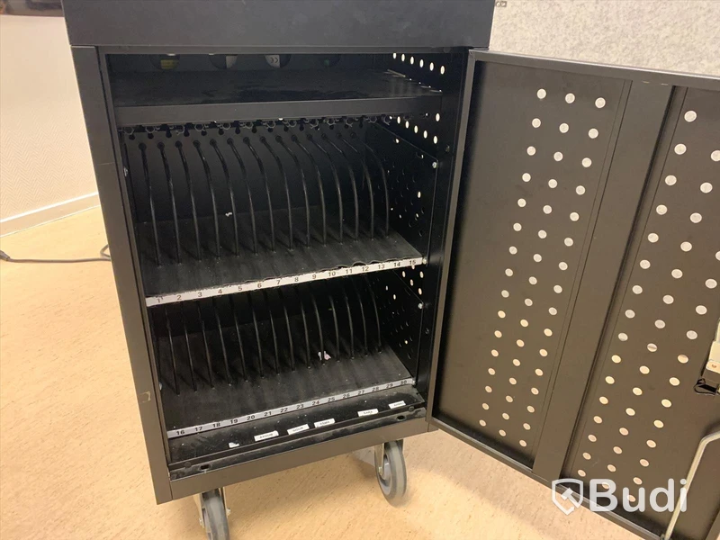 Laddvagn med 30 platser för laptops/ipads