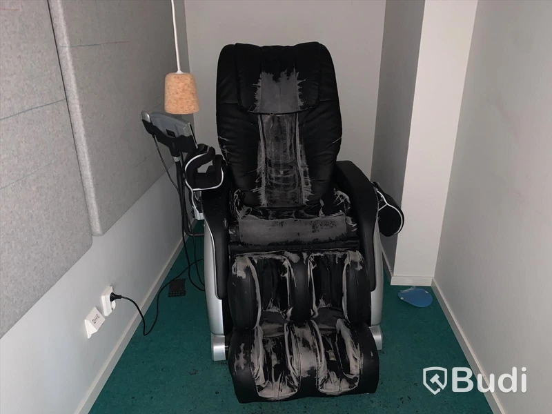 Elektriskt Massagestol (slitet skick)